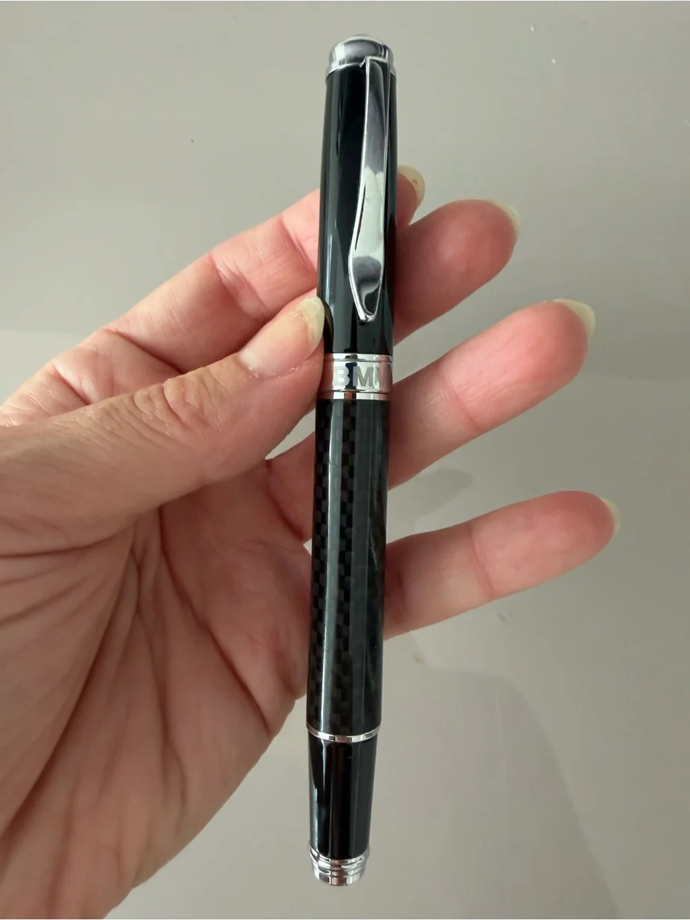 🗽BMW Black Carbon Fiber Ballpoint Pen with Silver Trim